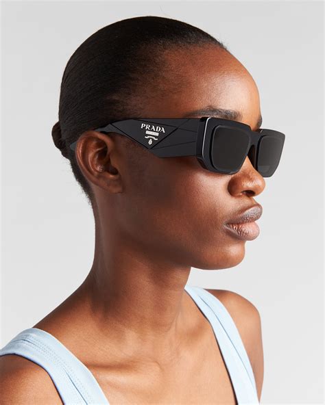 prada sonne brille|Prada photochromic sunglasses.